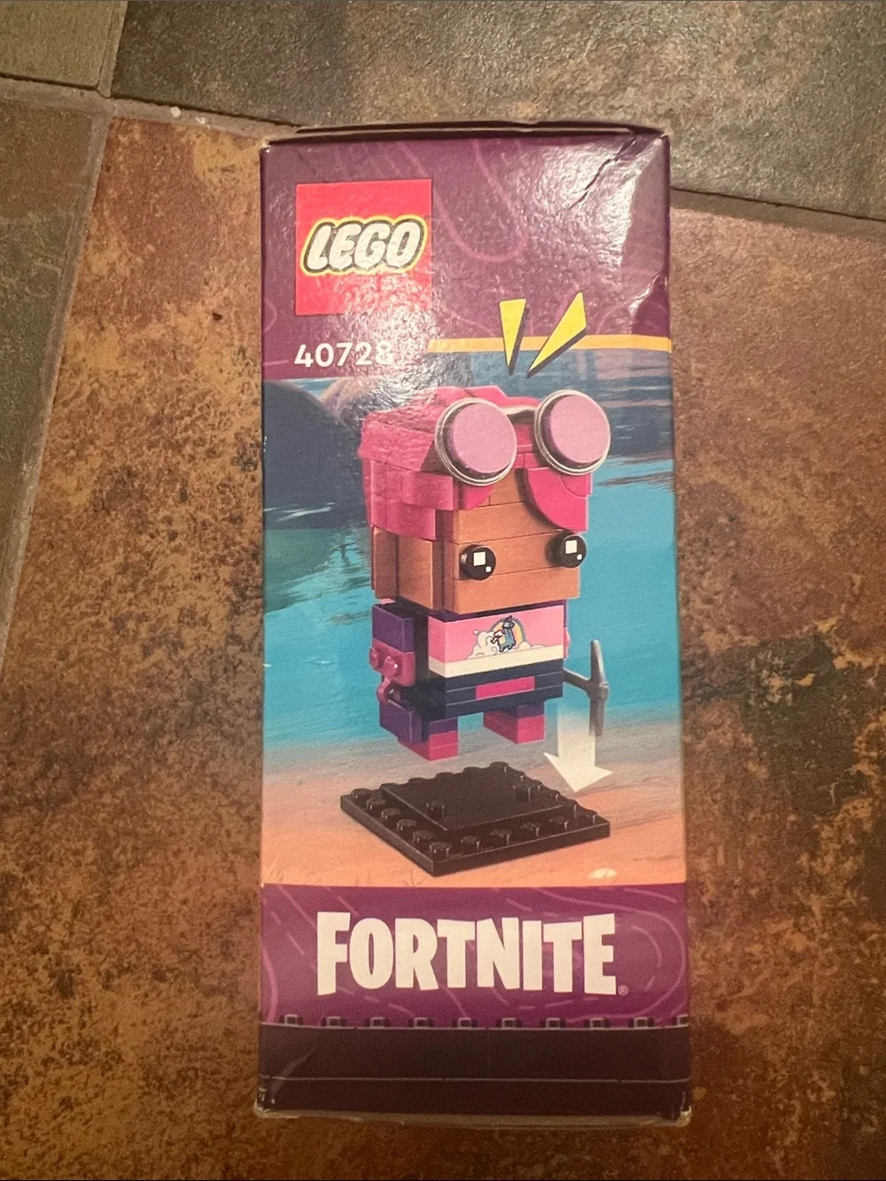 LEGO BrickHeadz Fortnite Brite Bomber - LEGO 40728 Retired